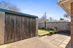 Photo 25- click for photo gallery